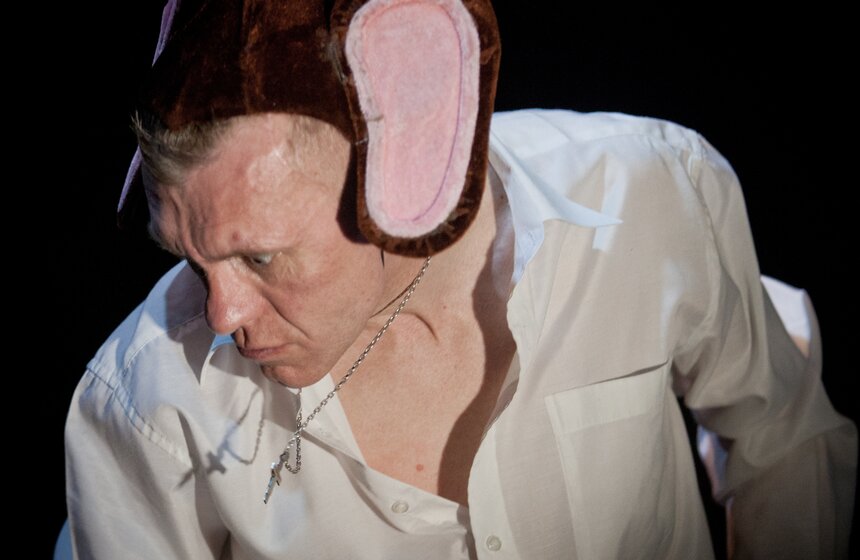 Ироничная рок-группа НОМ дала сольный концерт в столице 9 фото