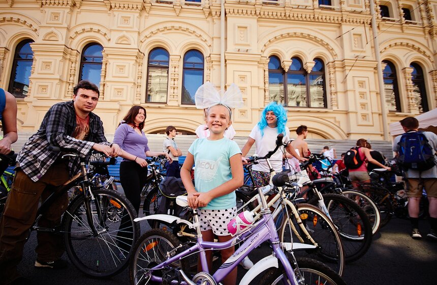 У стен Кремля состоялся ГУМовский велопробег 1 фото