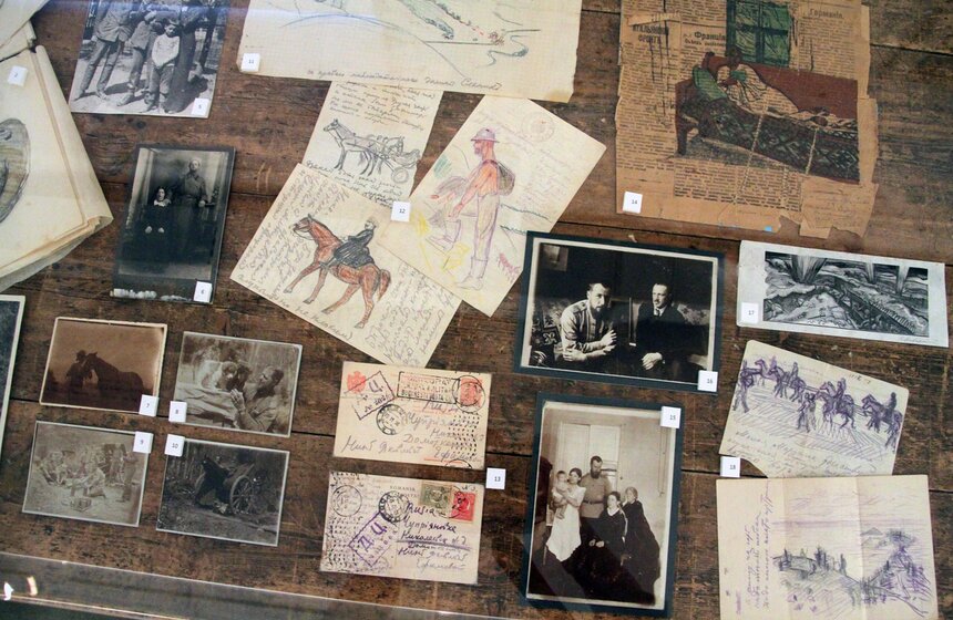 В галерее "Проун" открылась выставка "На переломе" 16 фото