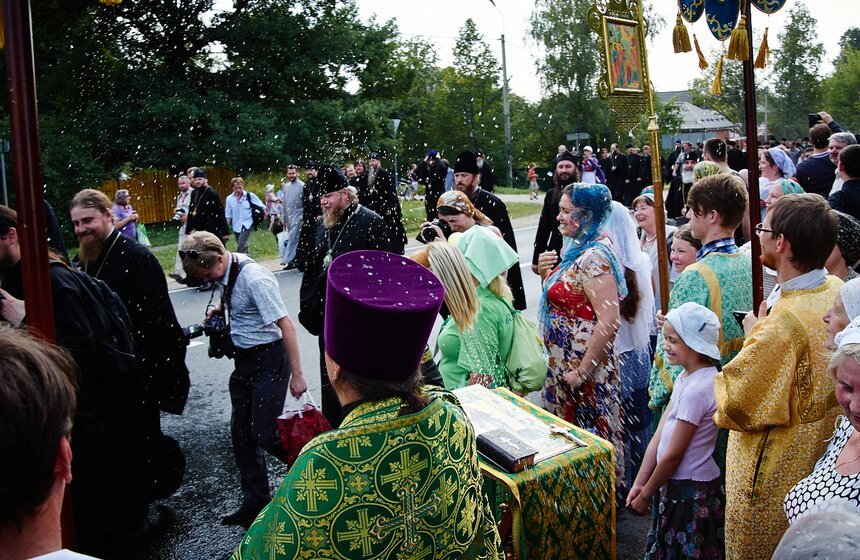 Состоялся Крестный ход в честь 700-летия Сергия Радонежского 33 фото