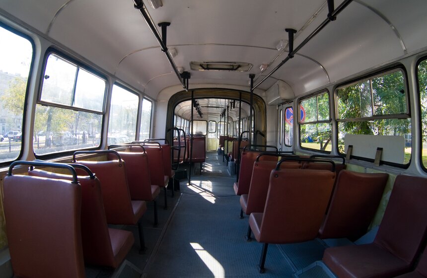 В Москве состоялся парад ретро-автобусов 8 фото