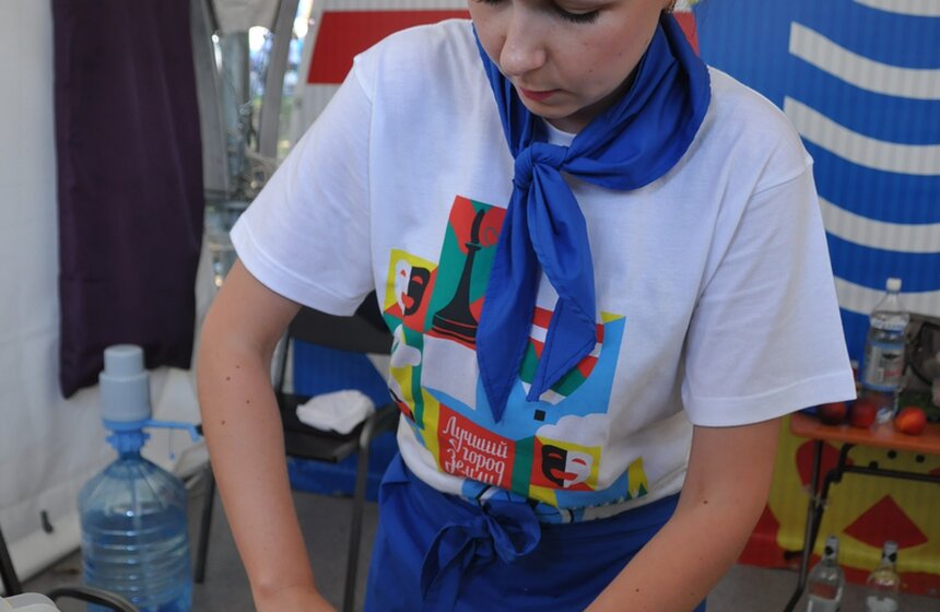 На ВДНХ провели "Дни культуры в округах" 2 фото