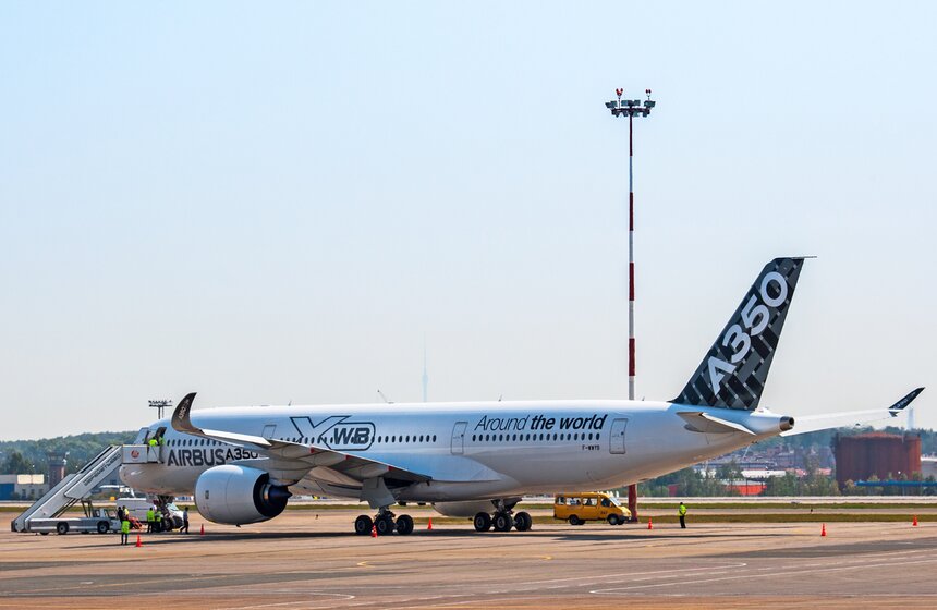 В аэропорту Шереметьево презентовали Airbus A350 18 фото