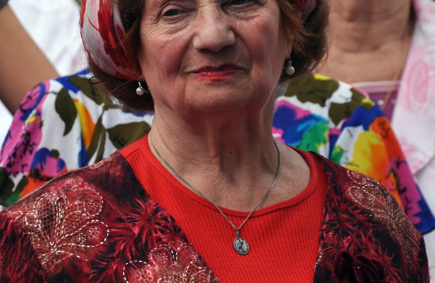 На Тверской прошел "Парад бабушек" 4 фото