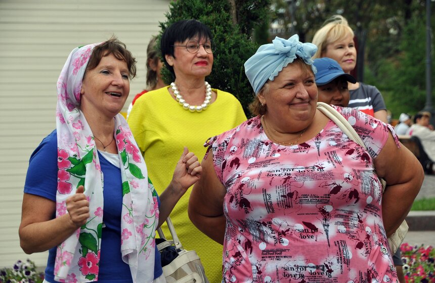 На Тверской прошел "Парад бабушек" 6 фото