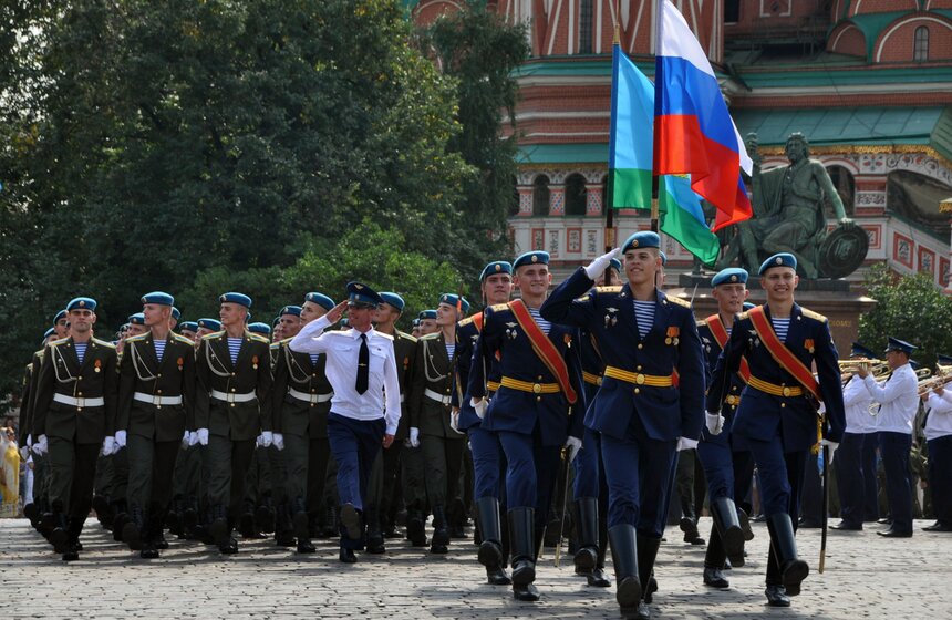В Москве проходят праздничные мероприятия в честь Ильина Дня 12 фото