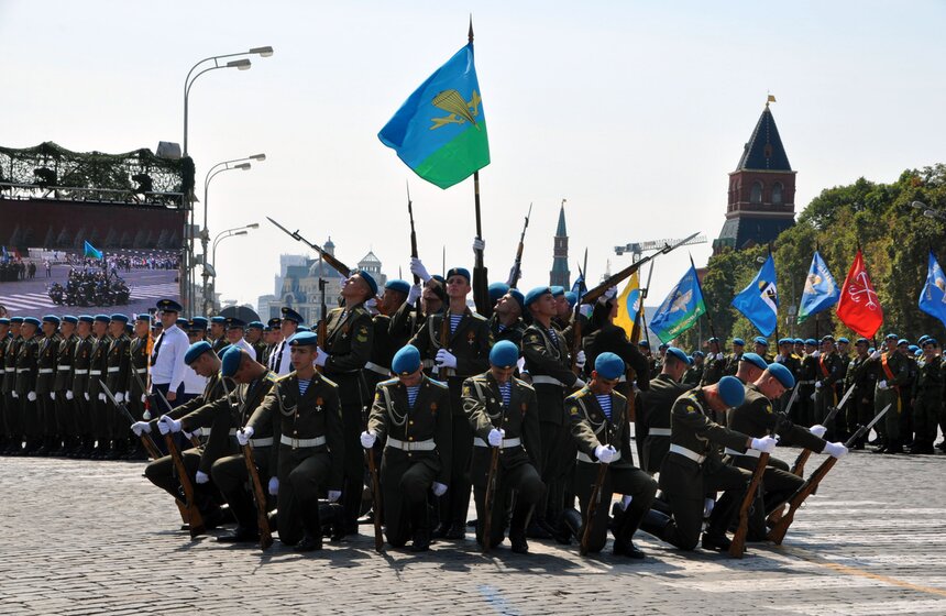 В Москве проходят праздничные мероприятия в честь Ильина Дня 10 фото