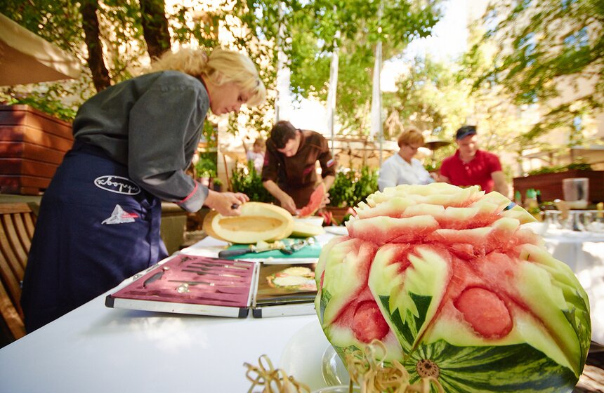 В Москве официально открылись бахчевые развалы 1 фото