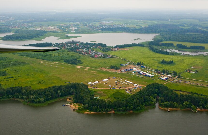 В Подмосковье прошел фестиваль вертолетов 18 фото