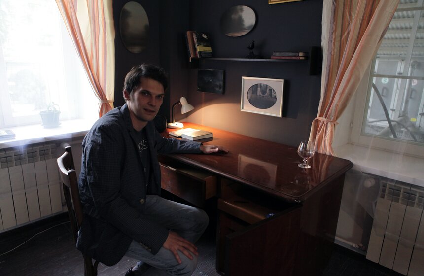 В ММОМА проходит детектив-выставка 12 фото