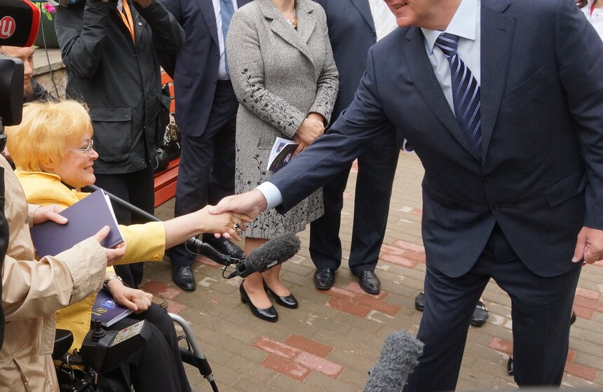 Мэр Москвы поздравил коллектив 20-й горбольницы с 50-летием 9 фото