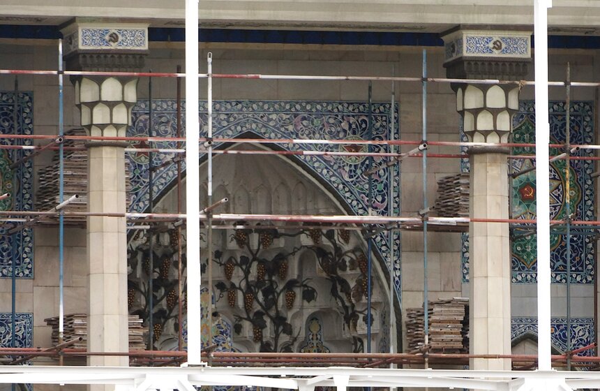 На территории ВДНХ проходит реконструкция 19 фото