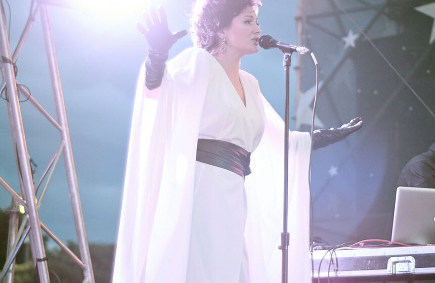 В Парке Горького прошел городской праздник выпускников 19 фото