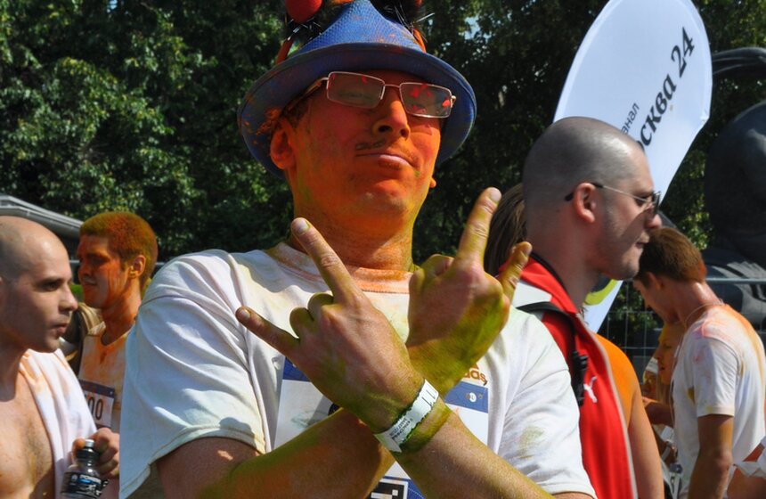 В "Лужниках" состоялся "Красочный забег" 8 фото