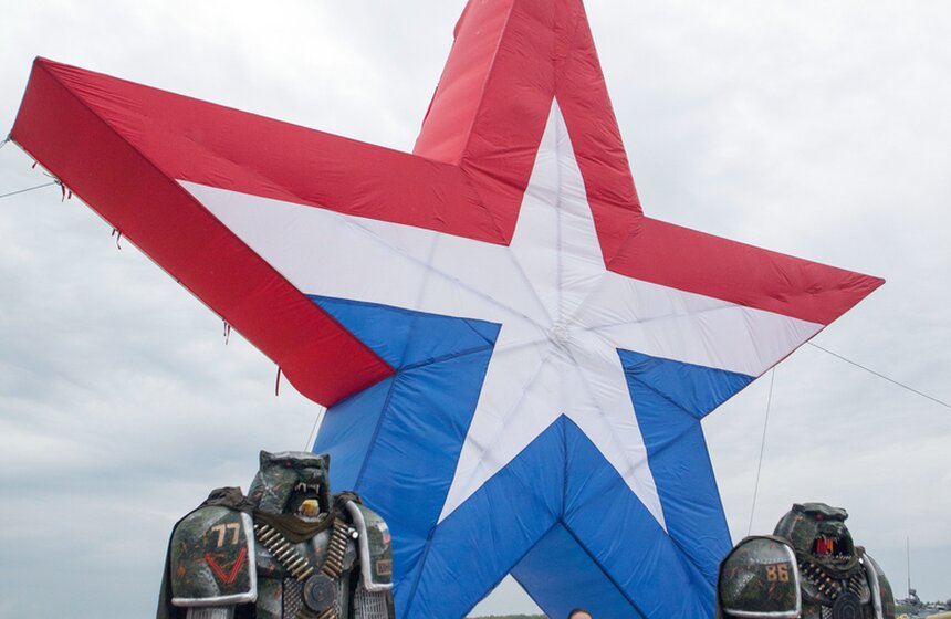 В подмосковном "Алабине" презентовали знак "Армия России" 18 фото