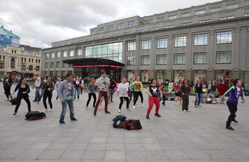 На Кузнецком мосту состоялся мастер-класс по танцам 12 фото