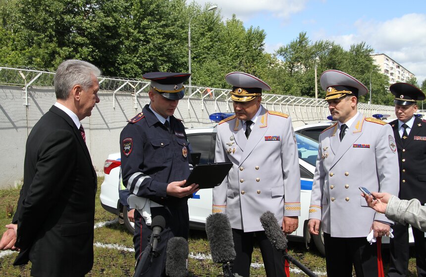 Мэр Москвы ознакомился с приложением "Мобильный инспектор" 2 фото