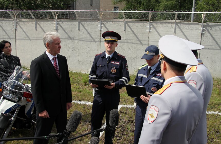 Мэр Москвы ознакомился с приложением "Мобильный инспектор" 5 фото