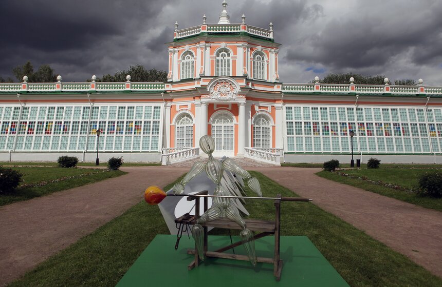 В усадьбе "Кусково" открылась выставка "Ода стеклу" 1 фото