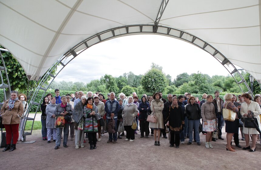 В усадьбе "Кусково" открылась выставка "Ода стеклу" 4 фото