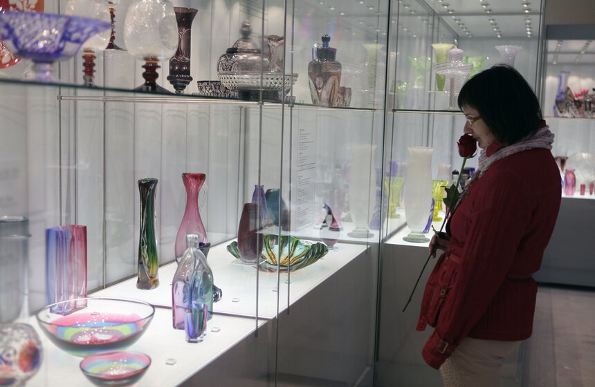 В усадьбе "Кусково" открылась выставка "Ода стеклу" 9 фото