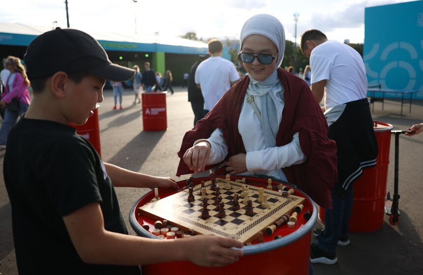 В "Лужниках" прошел фестиваль "Спортивные выходные" 23 фото