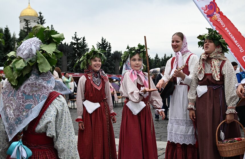 Фестиваль "Русское поле" прошел на Поклонной горе в Москве 5 фото