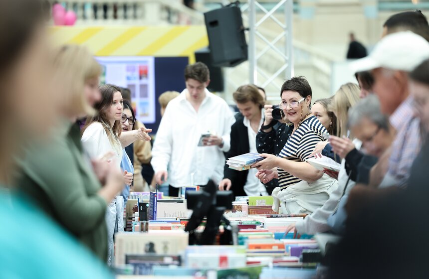 Московская международная книжная ярмарка открылась в Гостином дворе 16 фото