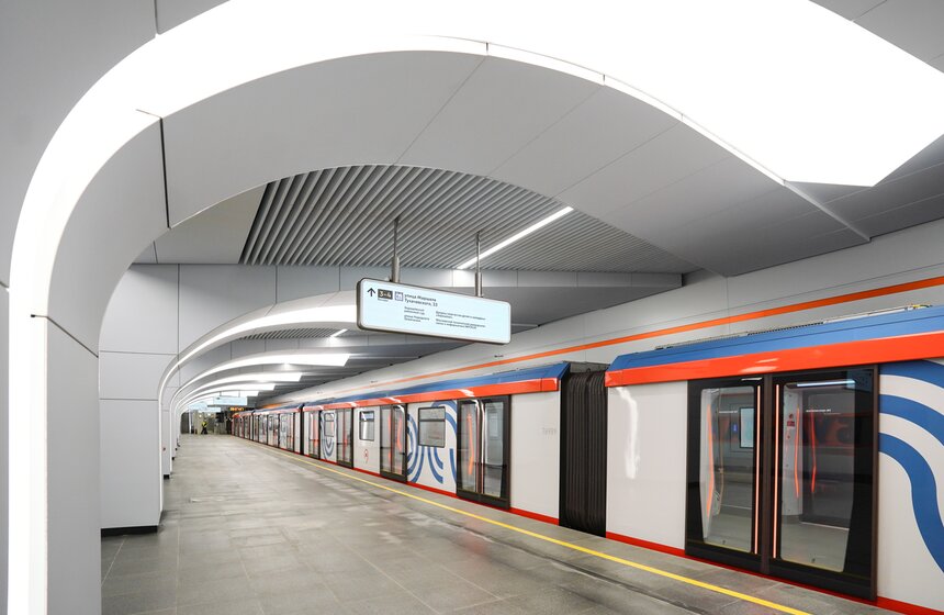 Первый участок Рублево-Архангельской линии метро открыли в Москве 6 фото