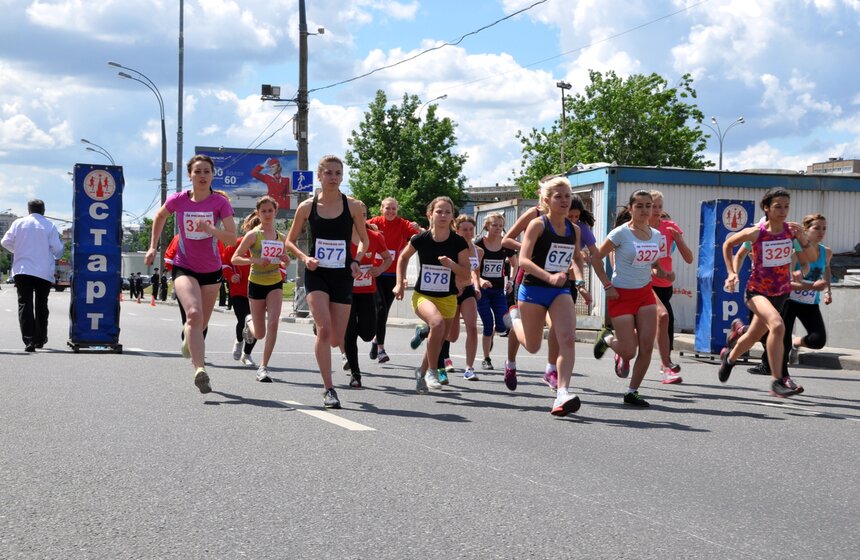 В столице прошел забег "Кремлевская миля" 15 фото