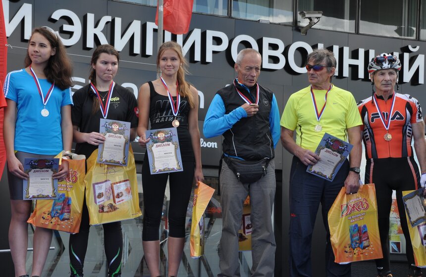 В столице прошел забег "Кремлевская миля" 10 фото