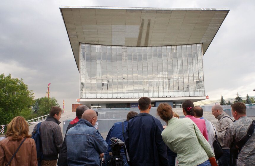 На территории ВДНХ проходит реконструкция 2 фото