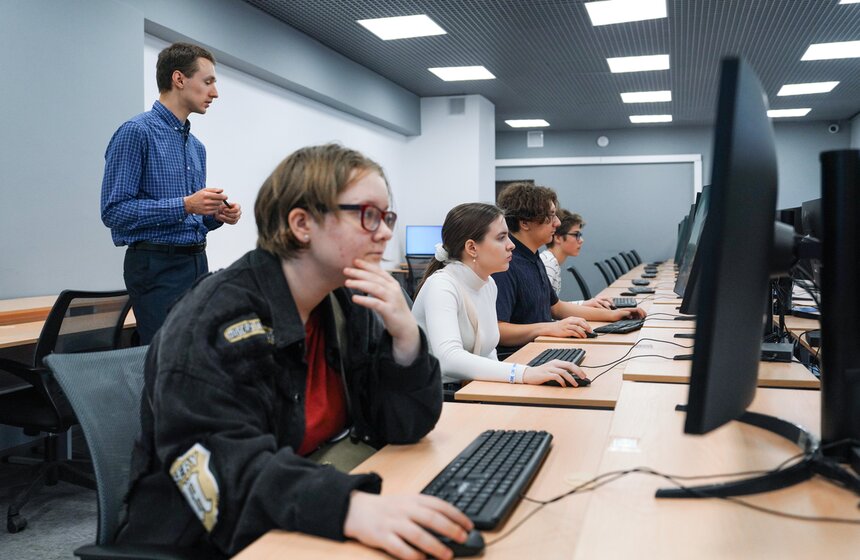 День открытых дверей федерального проекта "Профессионалитет" прошел в Москве 7 фото