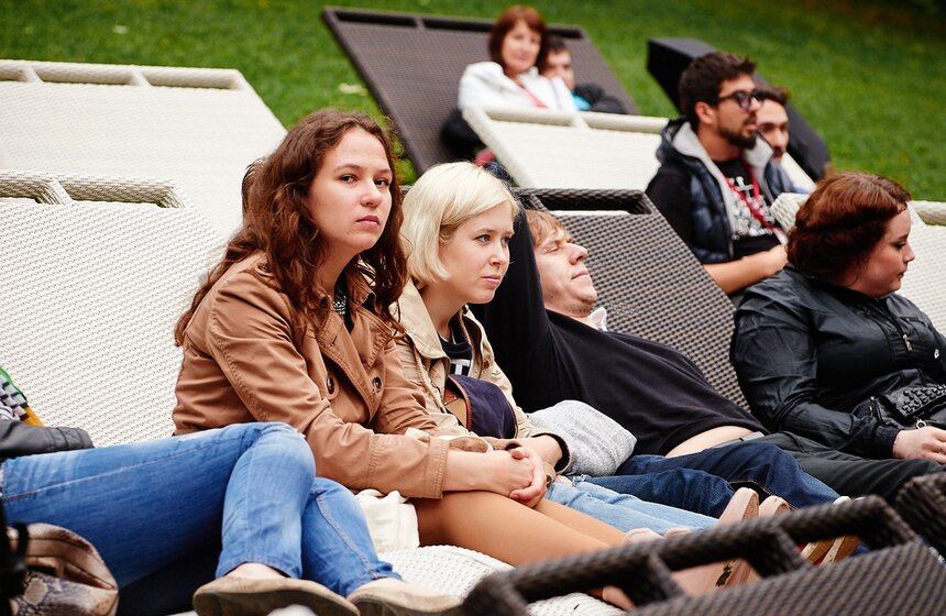 В Нескучном саду проходит фестиваль театральных постановок 17 фото