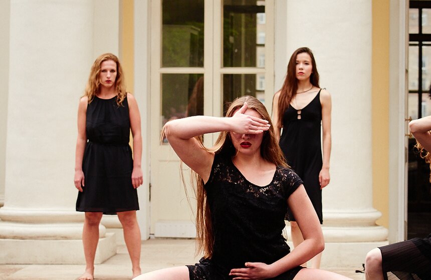 В Нескучном саду проходит фестиваль театральных постановок 9 фото