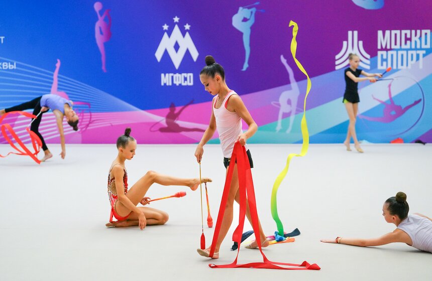 Соревнования по художественной гимнастике "Будь чемпионом" состоялись в Москве 1 фото