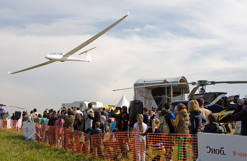 В Подмосковье прошел фестиваль вертолетов 15 фото