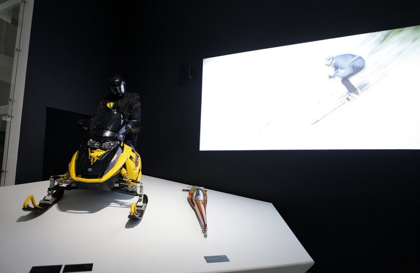 В МАММ показывают стиль Джеймса Бонда 2 фото