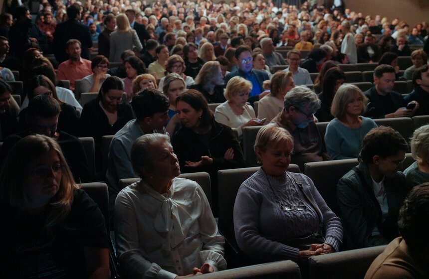Спектакль "Единомышленники" прошел в "Современнике" 3 фото
