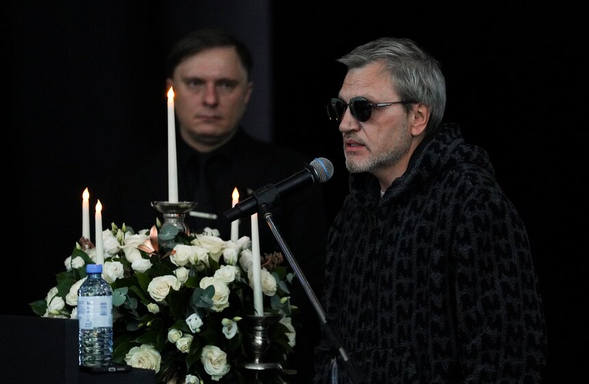 ведущий Вадим Такменев