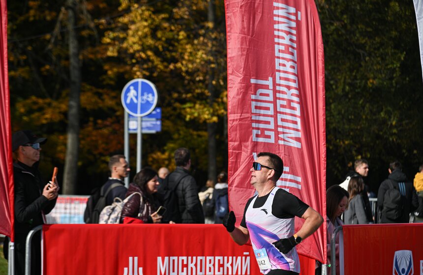 Фестиваль бега и полумарафон "Моя столица" состоялись в Москве 17 фото