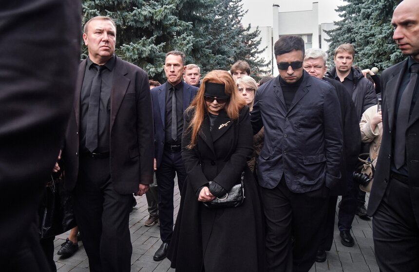 Вдова, третья жена Анатолия Кашпировского Гулизар Чалбашова<br />