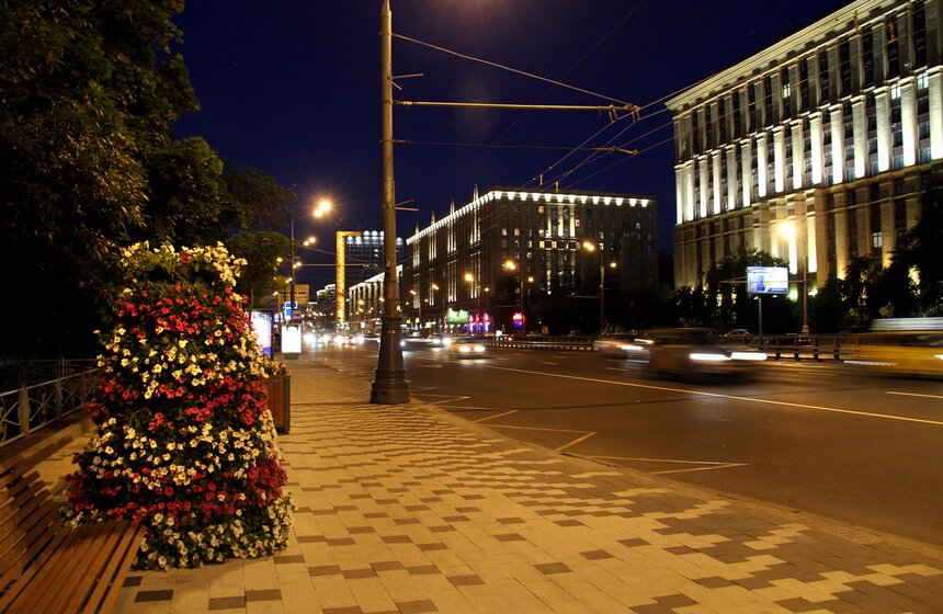 На проспекте Мира и на Ярославске появилась новая подсветка 9 фото