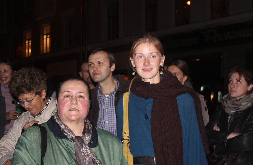 Вывеску на аптеке на Малой Бронной отреставрировали 24 фото