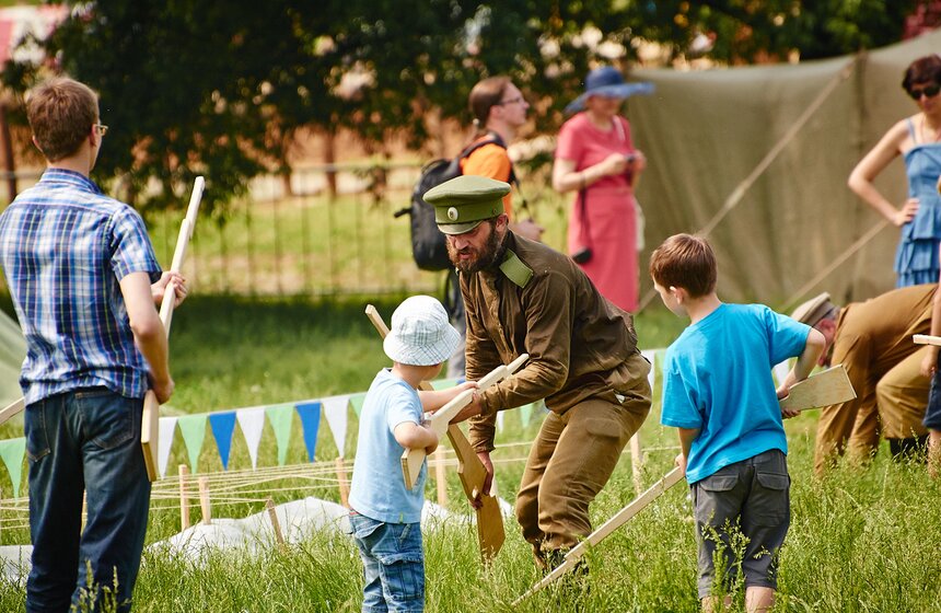 В "Коломенском" прошел исторический фестиваль "Времена и эпохи" 12 фото
