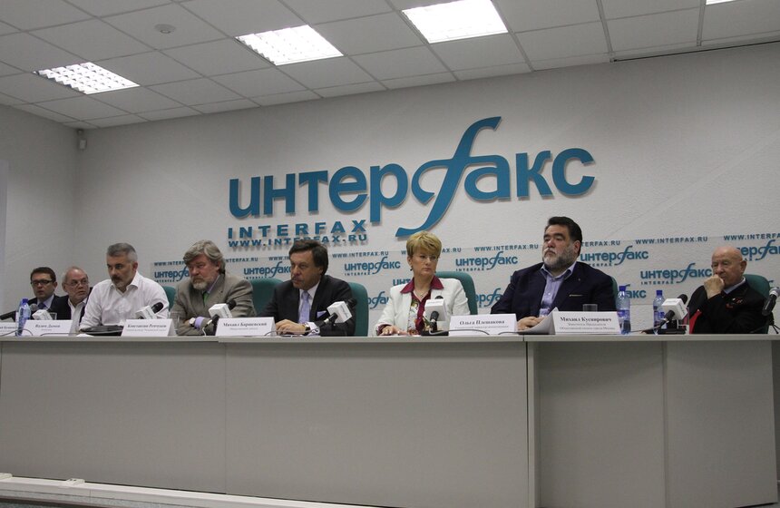 В столице обсудили итоги предварительных выборов в Мосгордуму 16 фото