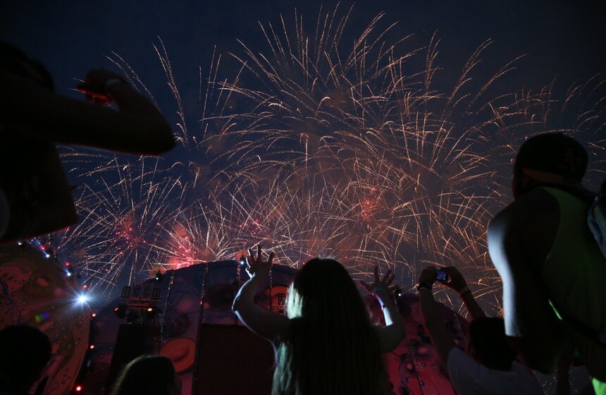 На Тушинском аэродроме прошел фестиваль музыки Fruit Vibrations 44 фото