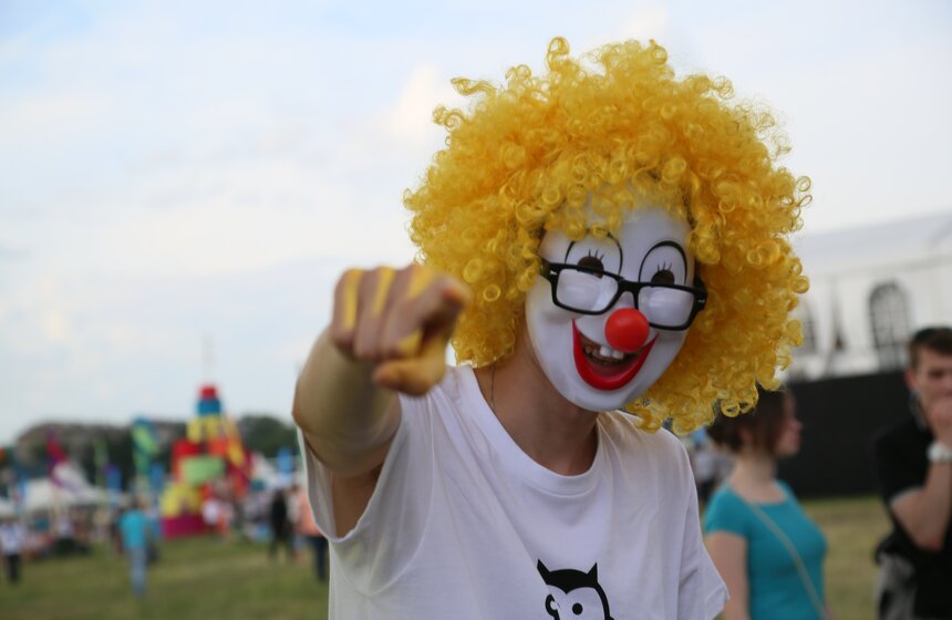 На Тушинском аэродроме прошел фестиваль музыки Fruit Vibrations 5 фото