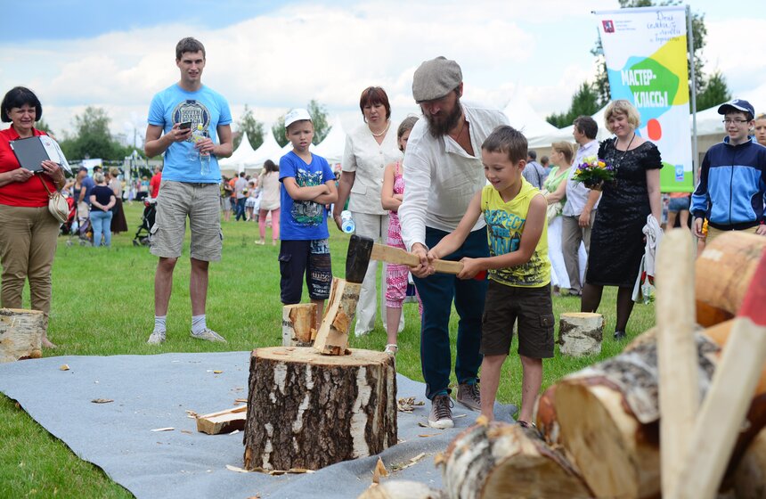 В музее "Царицыно" отпраздновали День семьи, любви и верности 1 фото