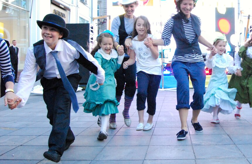 В Столешниковом переулке прошел фестиваль "Открытые улицы" 12 фото